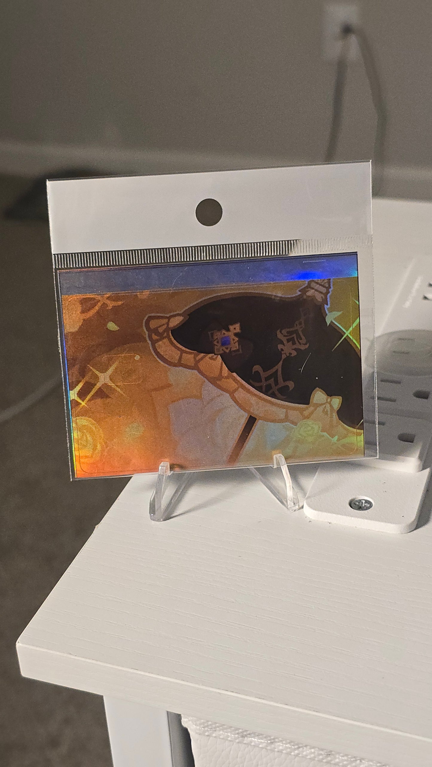 ✨ Navia  (Holographic Edition)